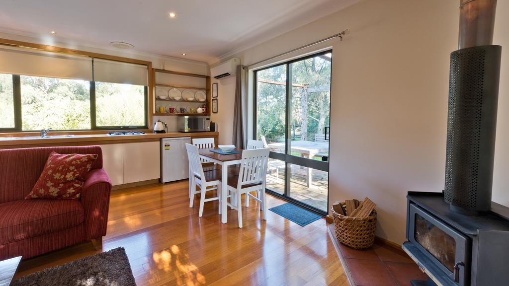 Parnella Kettering Apartment Bagian luar foto