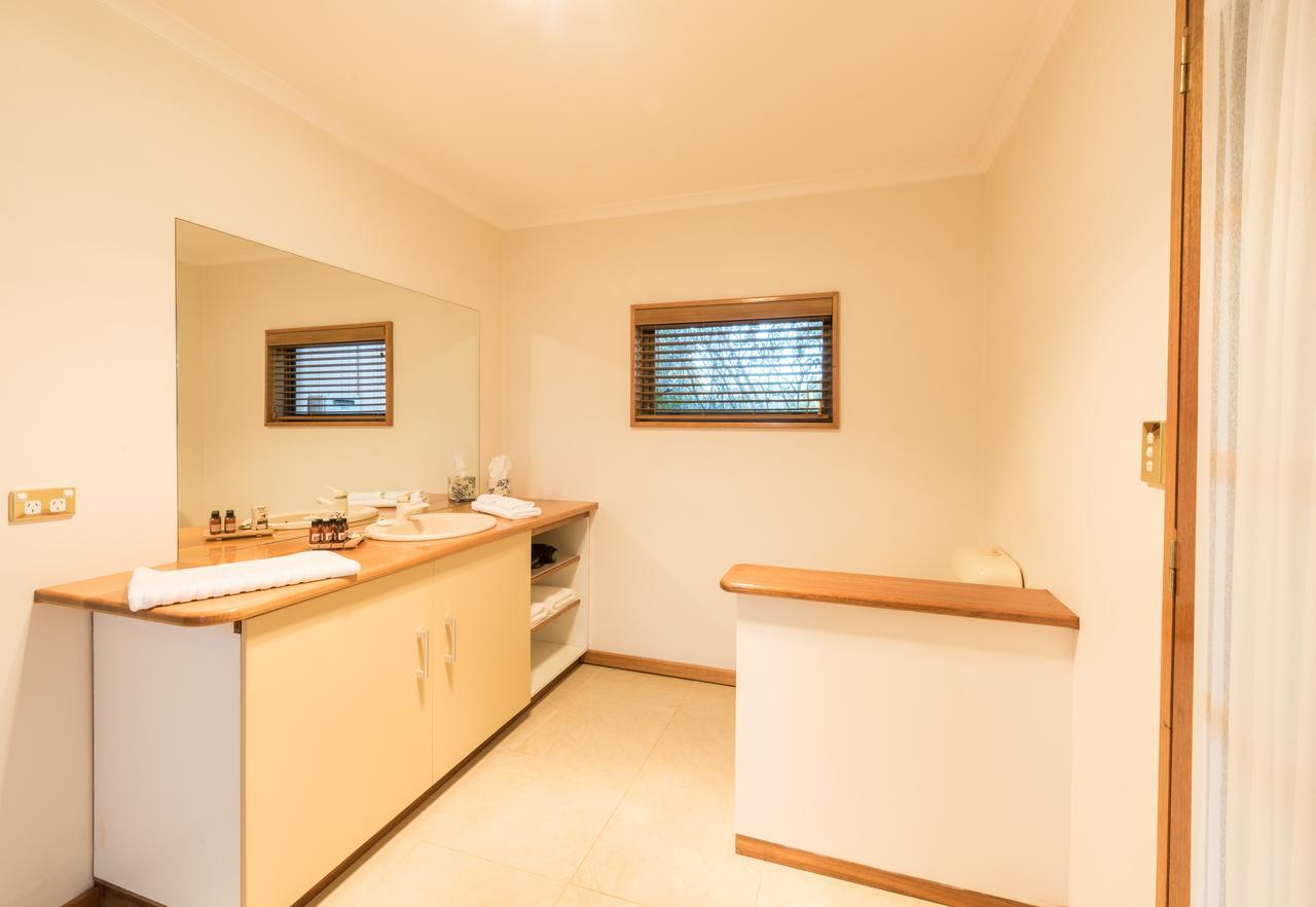 Parnella Kettering Apartment Bagian luar foto
